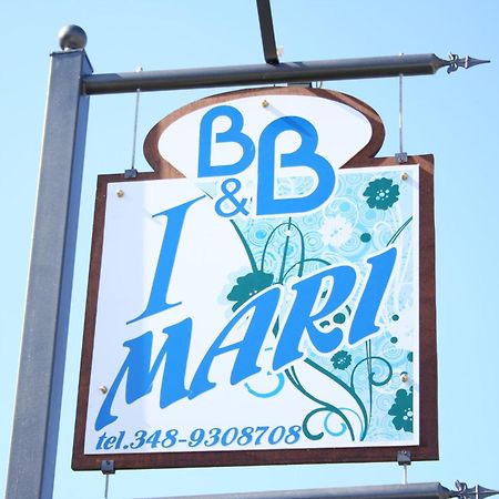 B&B I Mari Torpè Exteriör bild