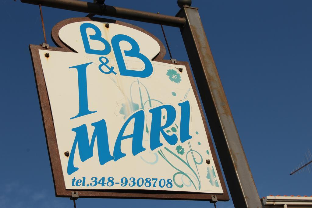 B&B I Mari Torpè Exteriör bild